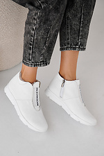 Women's white winter leather sneakers  2505428 photo №1