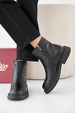 Schwarze Damen-Lederstiefel für Frühling und Herbst  2505430 Foto №7