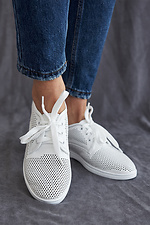Летние женские туфли в спортивном стиле из натуральной кожи белого цвета 8019432 фото №3
