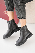 Black winter leather women's boots  2505438 photo №8