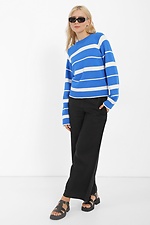 Sweter z dzianiny w niebieskie paski.  4038438 zdjęcie №2