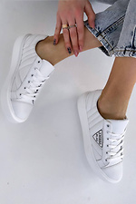 White leather women's sneakers with decor  8018438 photo №4