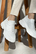 Кожаные женские кроссовки белого цвета 8018440 фото №5