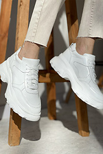 Кожаные женские кроссовки белого цвета 8018440 фото №6