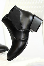 Демісезонні шкіряні жіночі черевики чорного кольору на невеликому каблучку  4205447 фото №5