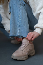 Plateau-Sneakers aus beigefarbenem Leder für Damen  8018449 Foto №14