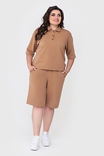 Трикотажний костюм PINK коричневого кольору: футболка поло, довгі шорти до коліна Garne 3040453 фото №2
