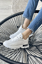 Шкіряні жіночі кросівки білого кольору  8018454 фото №11