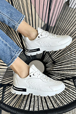 Шкіряні жіночі кросівки білого кольору  8018454 фото №12