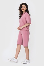 Трикотажный костюм PINK розового цвета: футболка поло, длинные шорты до колена Garne 3040455 фото №2