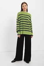Dzianinowy sweter oversize w kolorze zielonym w czarne paski  4038455 zdjęcie №2