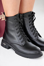 Schwarze Damen-Winterstiefel aus Leder  2505458 Foto №9
