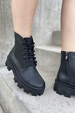 Черные массивные ботинки в армейском стиле на толстой платформе  4205458 фото №4