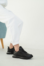 Женские кожаные кроссовки черного цвета на платформе 8018458 фото №7