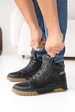 Herren-Wintersneaker aus Leder in Schwarz-Beige  2505463 Foto №4