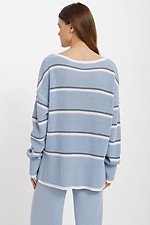 Langer gestrickter Oversize-Pullover in Blau mit Streifen  4038464 Foto №3