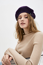 Warm autumn beret ELEN purple color with a patch Garne 3500465 photo №1