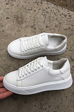 Білі шкіряні жіночі кросівки на платформі  8019465 фото №1