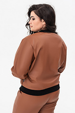 Damen-Bomberjacke SOFO aus braunem Öko-Leder. Garne 3041467 Foto №14