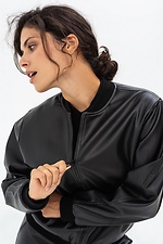 Damen-Bomberjacke SOFO aus schwarzem Öko-Leder Garne 3041468 Foto №5