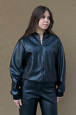 Damen-Bomberjacke SOFO aus schwarzem Öko-Leder Garne 3041468 Foto №20