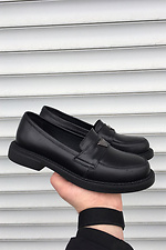 Черные кожаные туфли лоферы в классическом стиле 8019470 фото №2