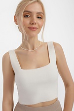 Knitted top with wide straps in milky color  4038476 photo №3