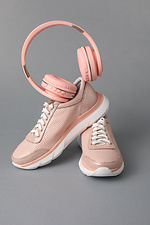 Pink spring sneakers with a hole  4205476 photo №1