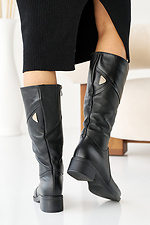 Schwarze Winterstiefel aus Leder für Damen 2505481 Foto №4