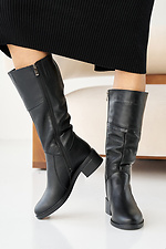 Schwarze Winterstiefel aus Leder für Damen 2505481 Foto №6
