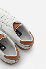 Plateau-Sneakers aus weißem Leder mit Ingwer-Akzenten  4205495 Foto №9