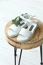 Białe skórzane sandały do kostek  4205509 zdjęcie №3