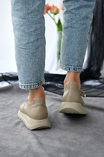 Перфорированные кожаные кроссовки на лето в бежевом цвете 8019516 фото №8