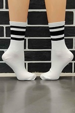 Hohe Socken aus weißer Baumwolle mit schwarzen Streifen R'N'B SOCKS 8024521 Foto №1