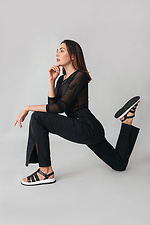 Masywne czarne skórzane sandały z białymi podeszwami i sprzączkami  4205527 zdjęcie №3