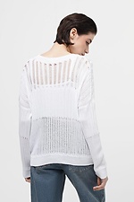 Biały sweter  4038530 zdjęcie №4