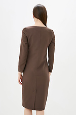 Prosta biurowa sukienka midi w kolorze brązowym z długimi rękawami Garne 3039536 zdjęcie №4