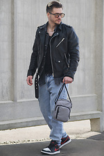 Messenger Basic Grau Herren Without 8049538 Foto №2