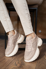 Кожаные женские кроссовки бежевые в перфорацию  8018541 фото №6