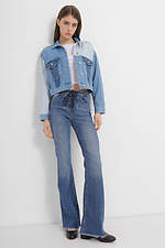 Blaue Flare-Jeans mit hohem Bund  4014546 Foto №2