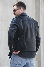 Male Messenger Young Black Without 8049552 photo №4
