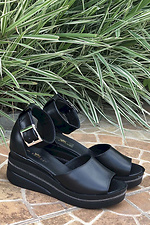 Czarne skórzane sandały peep toe na platformie  8018553 zdjęcie №7