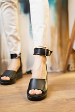 Black leather peep toe platform sandals  8018553 photo №9