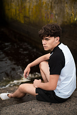 White cotton T-shirt with black sleeves Custom Wear 8025558 photo №6