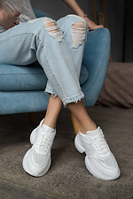 Leather summer sneakers with a hole in white  8018563 photo №3