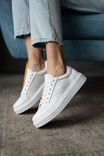 Leather women's sneakers for the city in white  8018566 photo №18