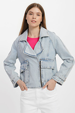 Светлая весенняя джинсовая куртка с большим отложным воротником  4014570 фото №1