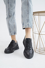 Черные кожаные кроссовки для города на осень  8018571 фото №2
