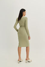 Трикотажна сукня DONNA міді в рубчик оливкового кольору з довгими рукавами Garne 3039578 фото №3