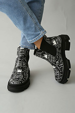 Czarne skórzane jesienne buty na platformie chelsea  4205578 zdjęcie №1